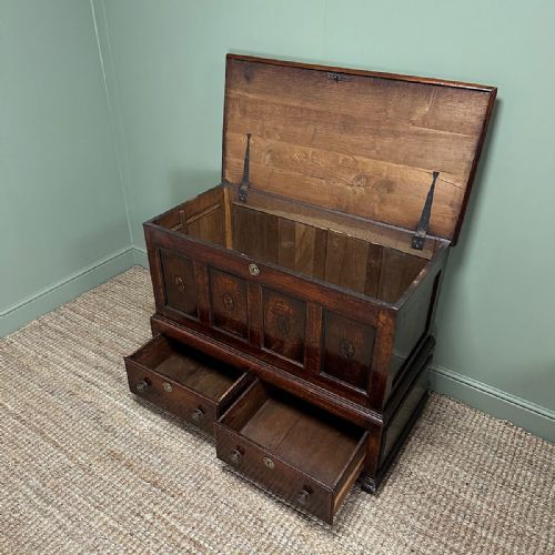COUNTRY HOUSE PERIOD ANTIQUE OAK MULE CHEST - ADDITIONAL PHOTO 1