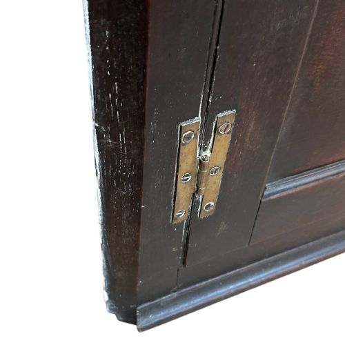 GEORGIAN OAK ANTIQUE CORNER CABINET - ADDITIONAL PHOTO 2