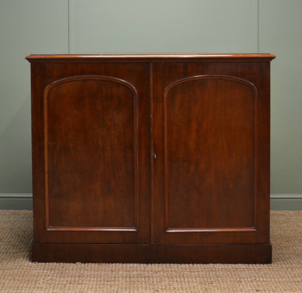 Victorian Mahogany Antique Cupboard with Beautiful Fitted Interior.