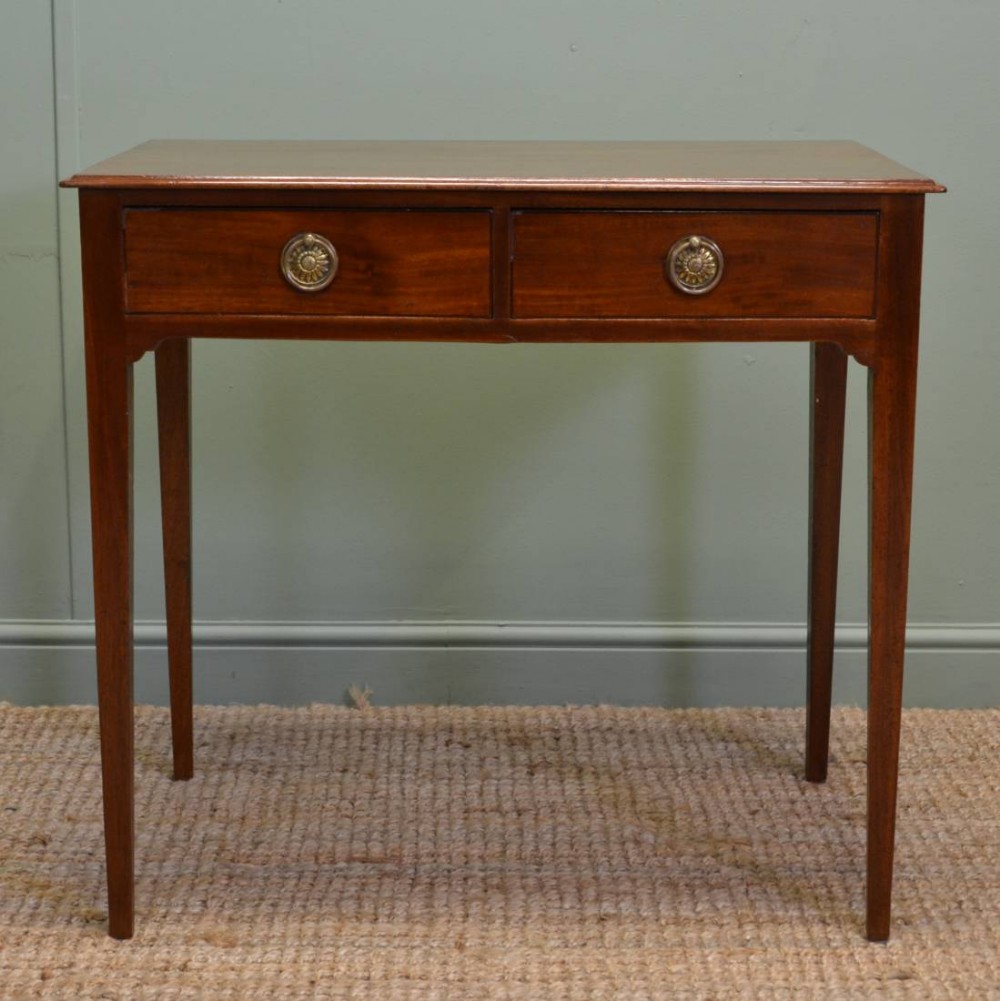 Georgian Mahogany Antique Side Table