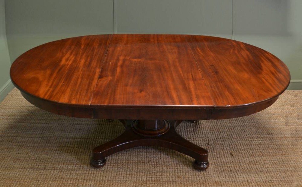 Antique Victorian Mahogany Pedestal Extending Dining Table