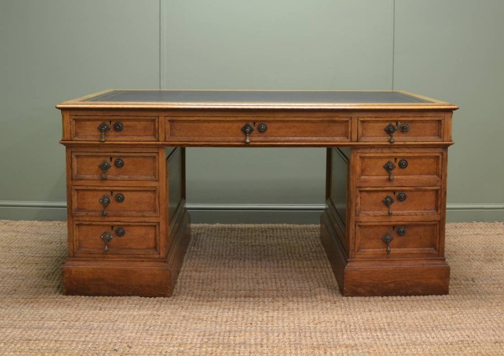 Quality Victorian Solid Oak Antiques Partners Desk