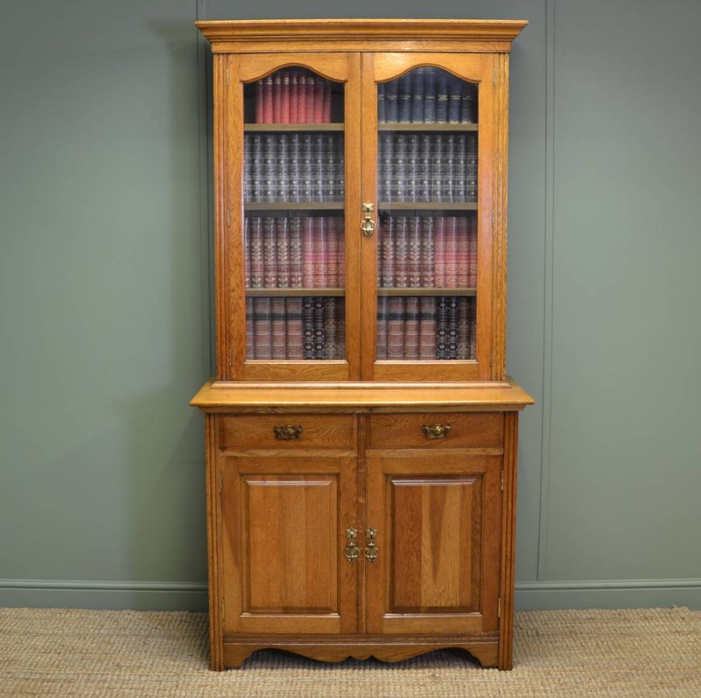Stunning Quality Victorian Golden Oak Antique Bookcase