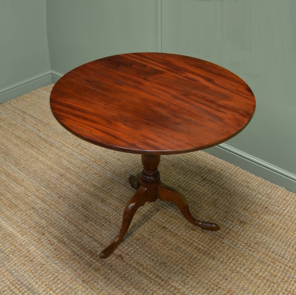 Georgian Mahogany Circular Tripod Occasional Table