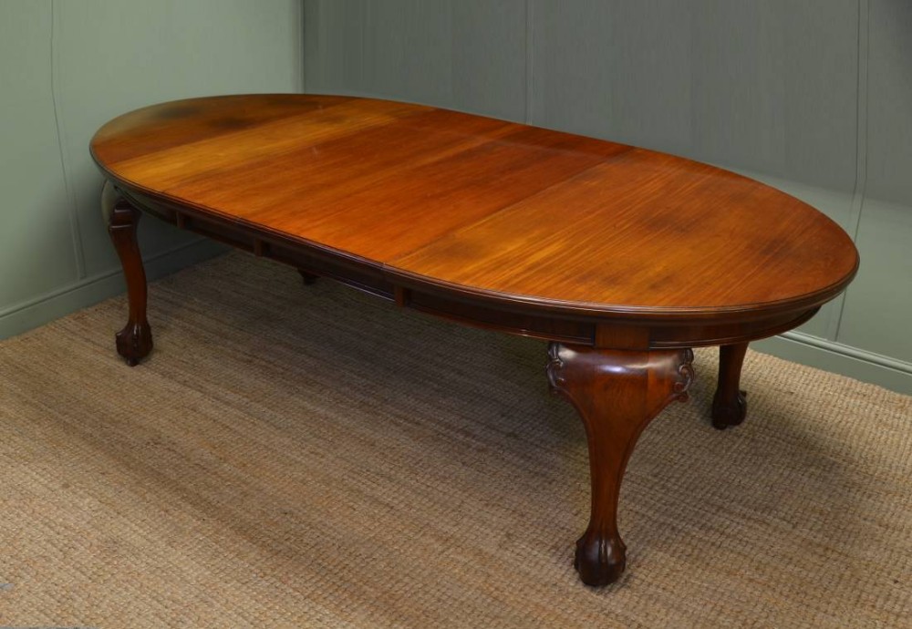 Quality Solid Walnut Victorian Extending Dining Table