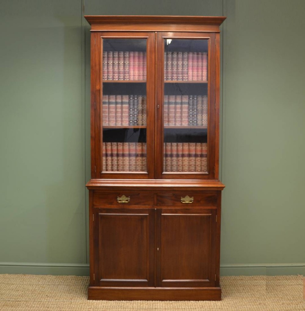 Stunning Quality Victorian, Rich Walnut Antique Bookcase