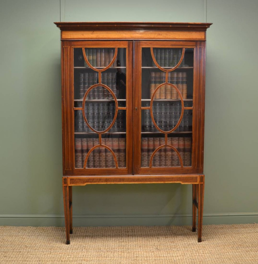 Beautifully Inlaid Regency Mahogany Bookcase on Stand