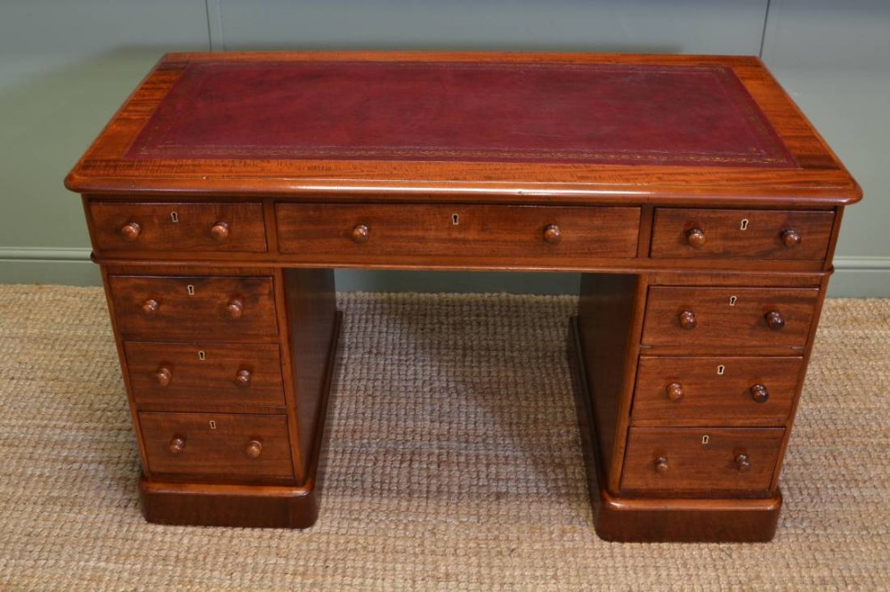 Magnificent Quality Antique Victorian Mahogany Pedestal Desk