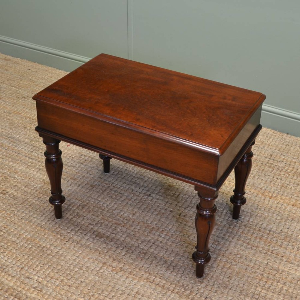 Unusual William IV Quality Mahogany Antique Small Coffee Table