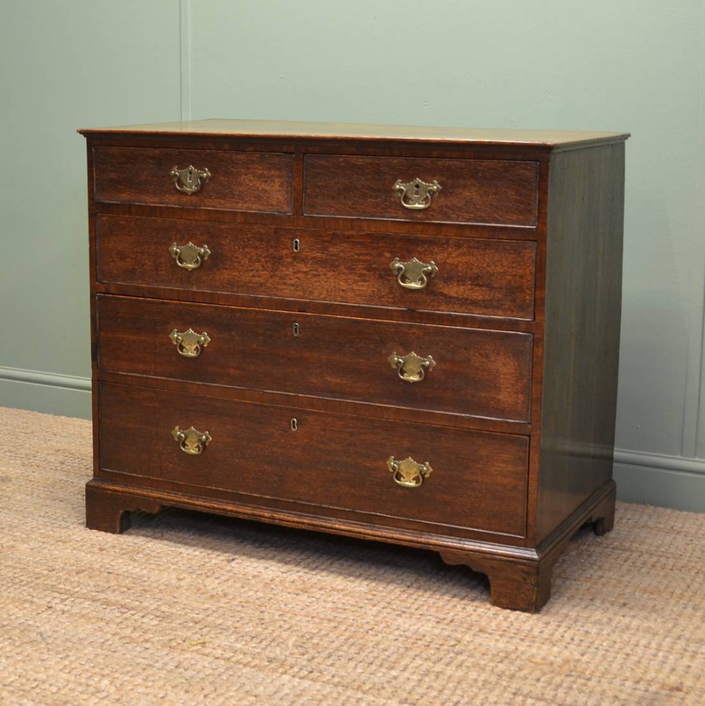 Charming Country Georgian Antique Oak Small Chest Of Drawers