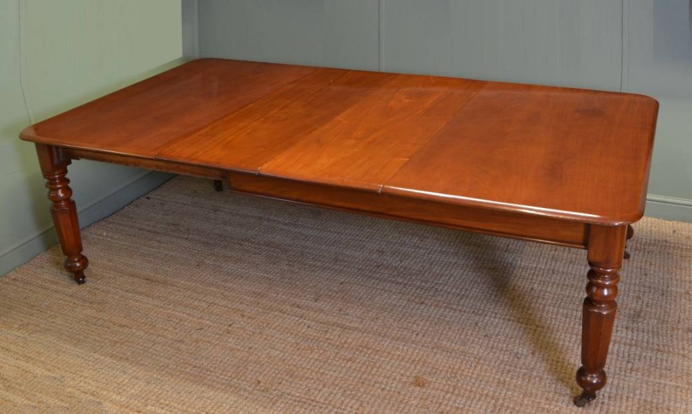 Quality Mahogany Antique Victorian Extending Dining Table
