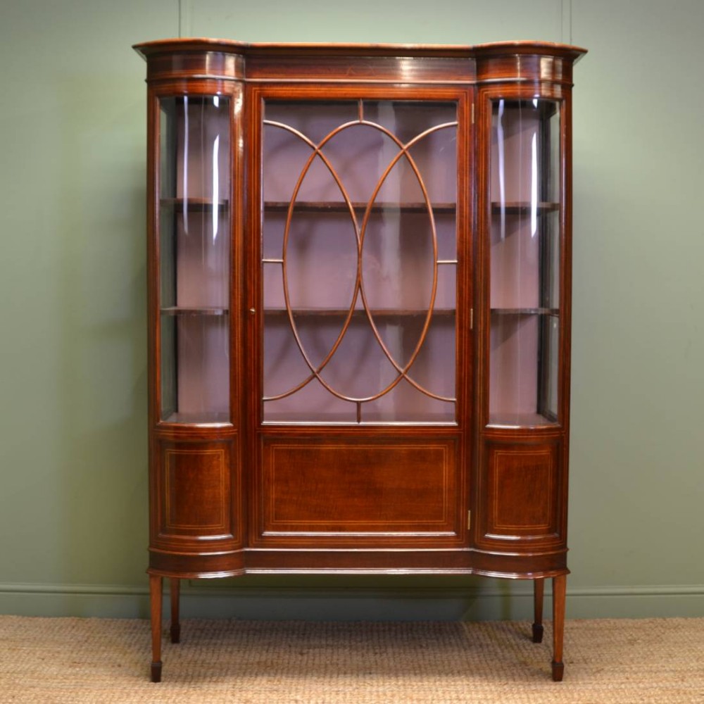 Magnificent Quality Feathered Mahogany, Quality Edwardian Inlaid Antique Display Cabinet.