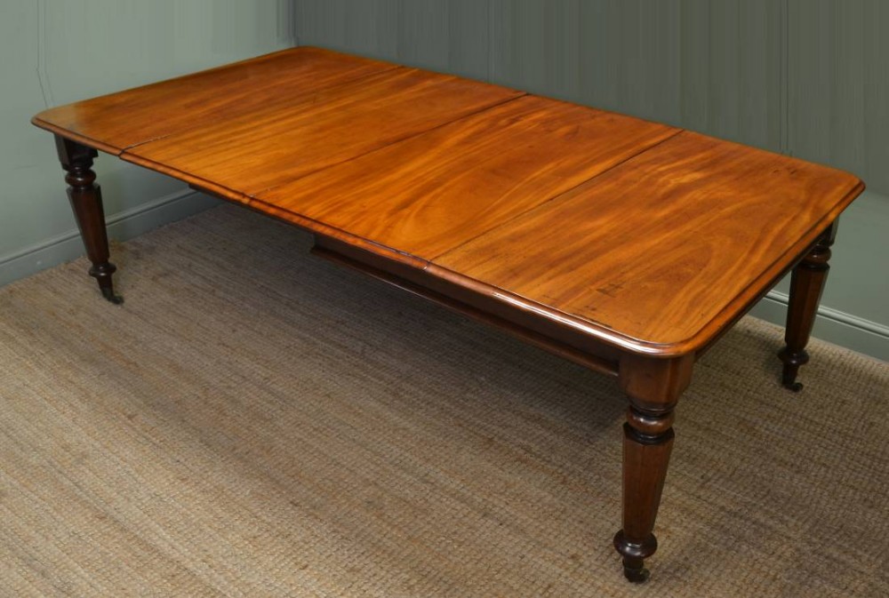 Characterful Golden Mahogany William IV Large Antique Dining Table