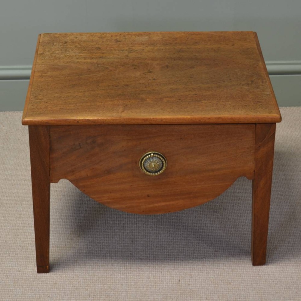 Small Georgian Mahogany Antique Coffee Table