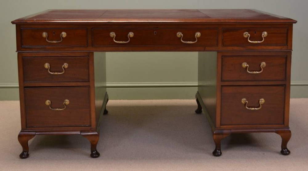 Large Quality Edwardian Antique Mahogany Pedestal Desk