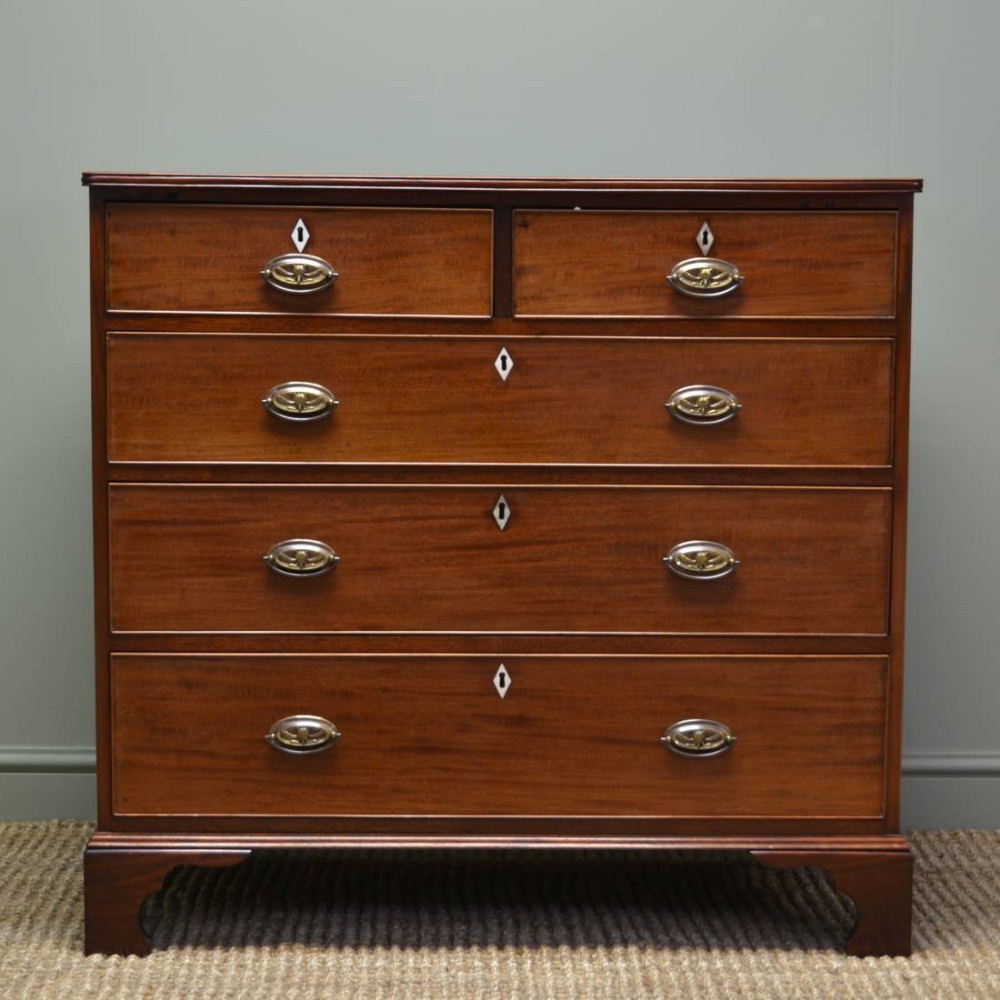 Beautiful Regency Antique Mahogany Chest Of Drawers