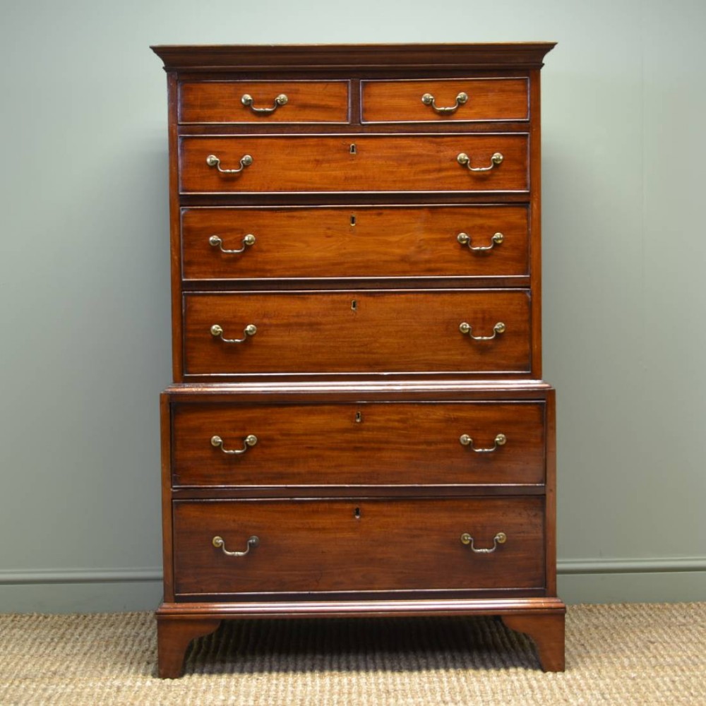 Georgian Antique Mahogany Chest on Chest of Lovely Small Proportions