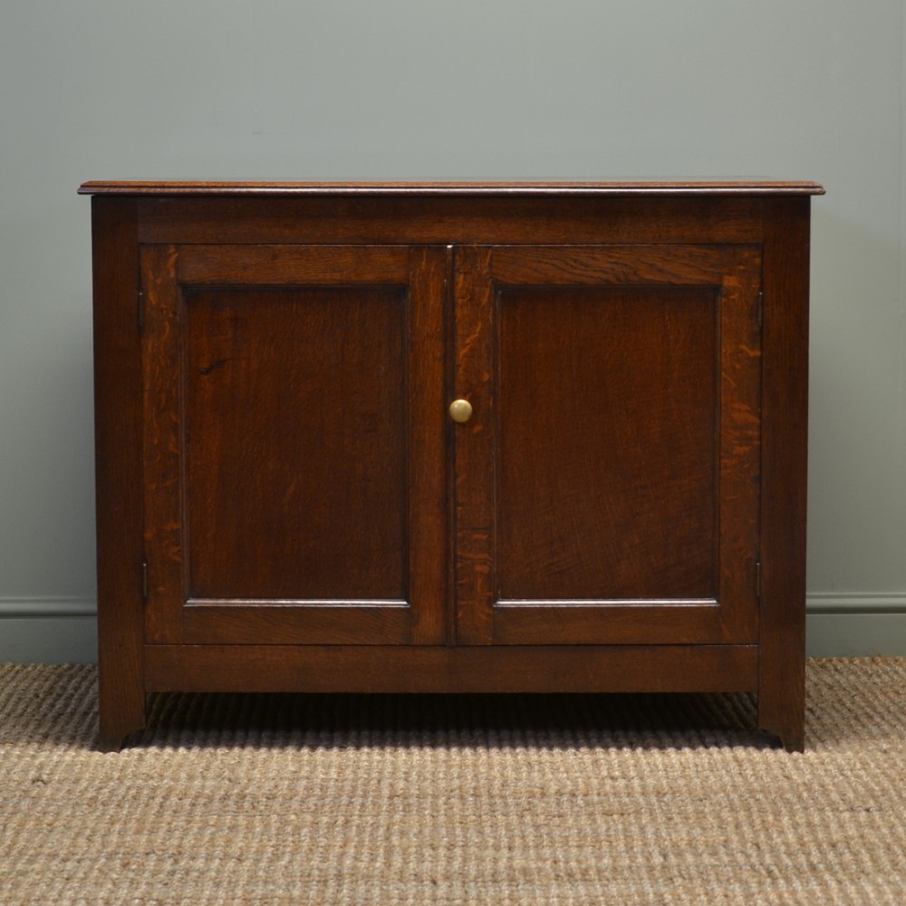 Quality Solid Oak Victorian Arts and Crafts Antique Cupboard
