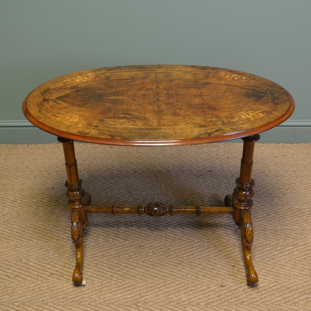 Beautifully Figured Victorian Antique Walnut Oval Occasional Side Table
