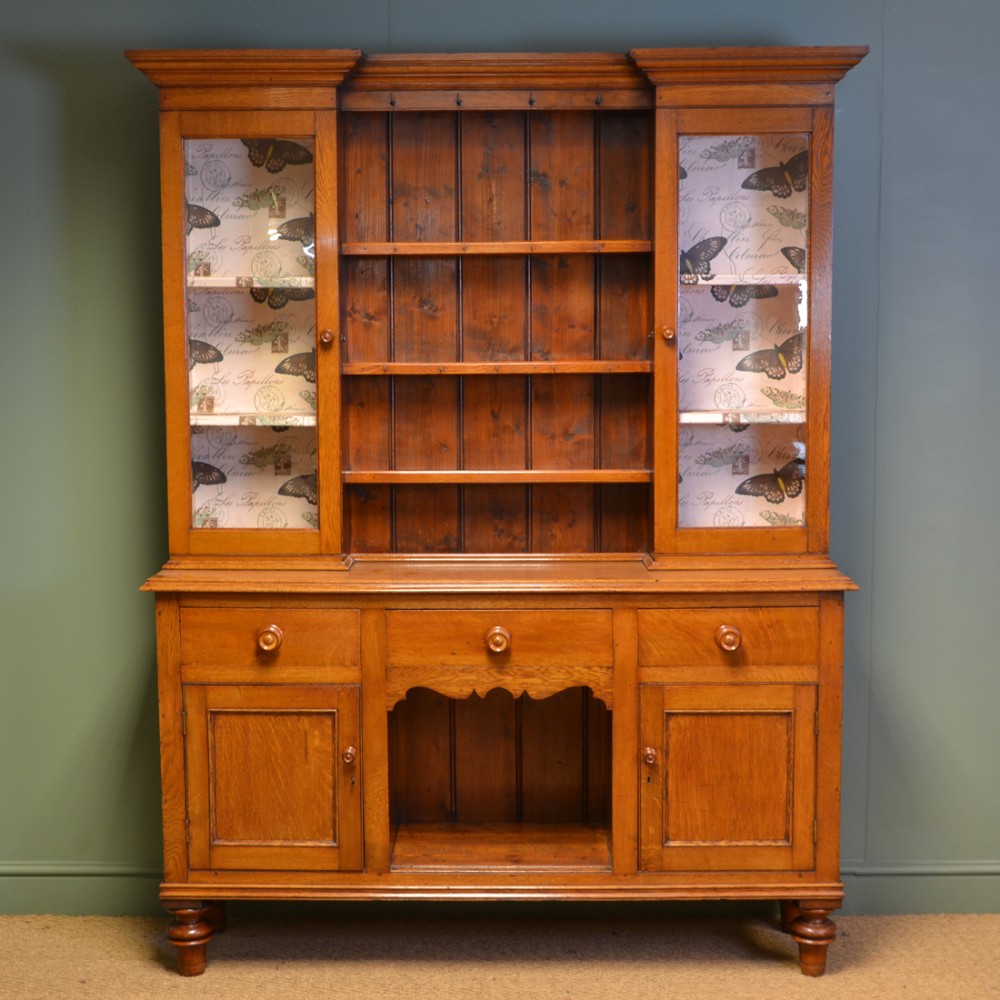 Victorian Welsh Oak Antique Dresser