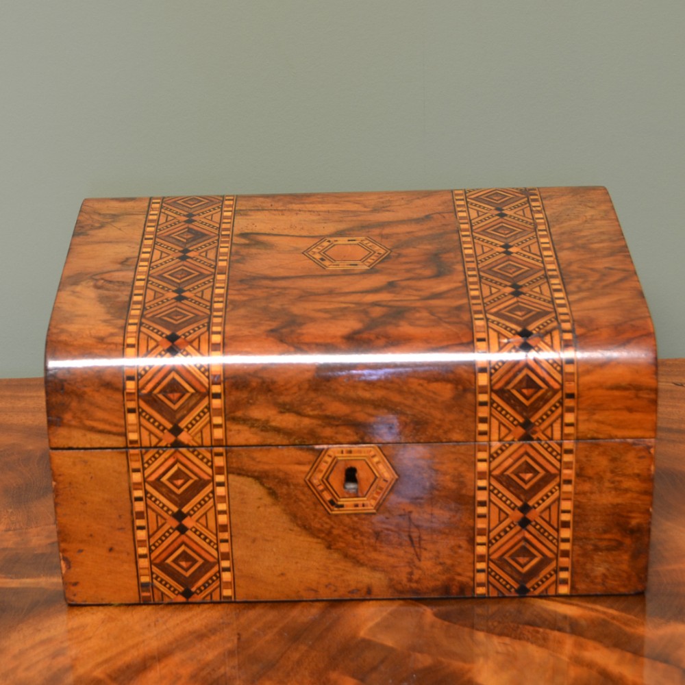 Striking Figured Walnut Antique Inlaid Banded Antique Victorian Jewellery Box