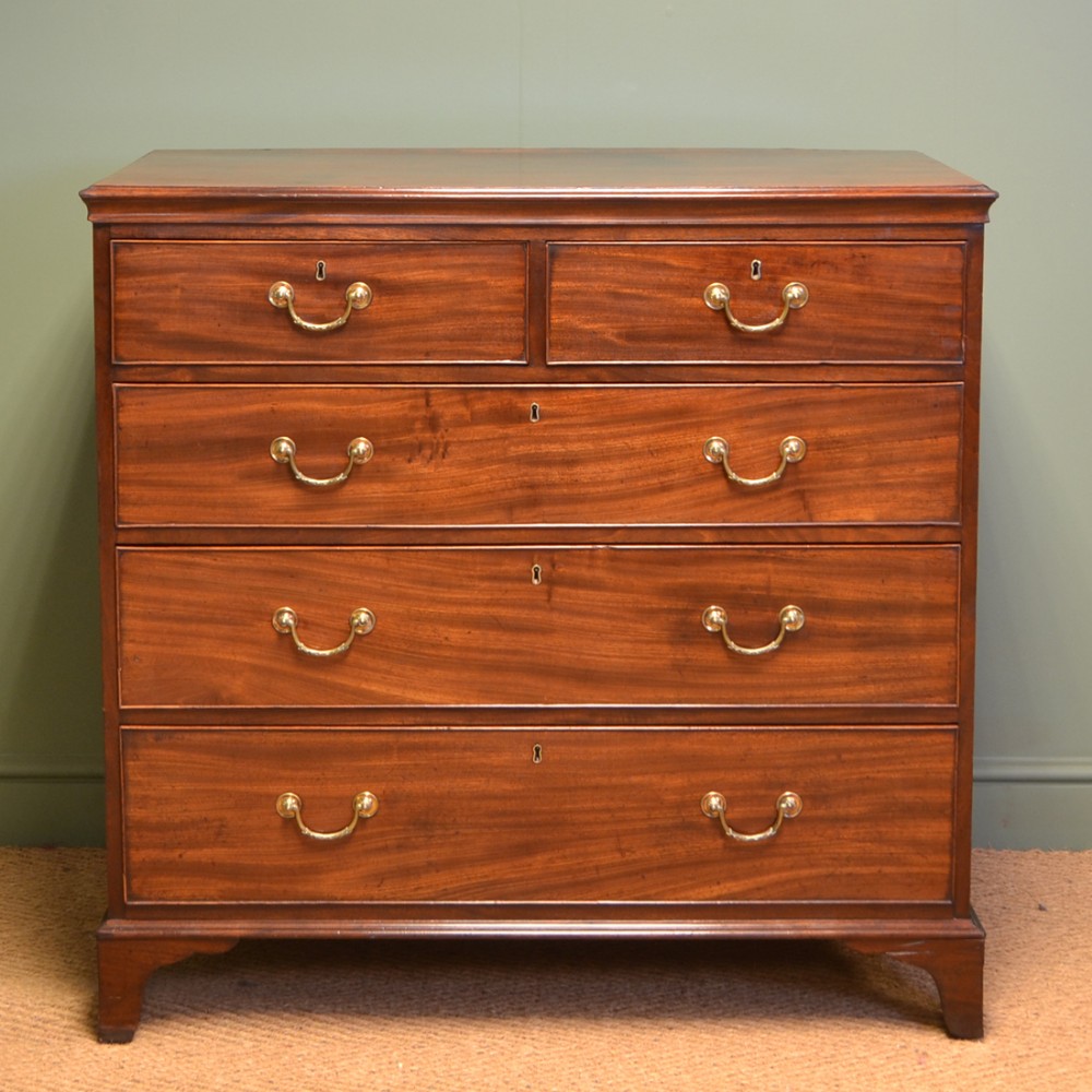 Country House Georgian Mahogany Antique Chest Of  Drawers