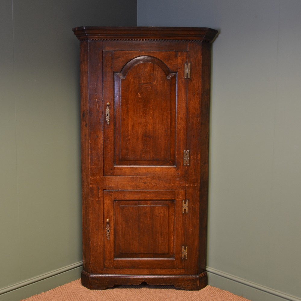 Country House Floor Standing Georgian Oak Antique Corner Cupboard