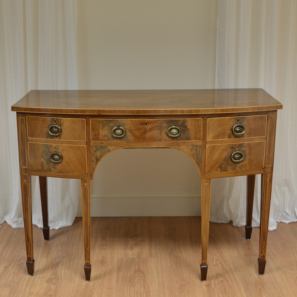 Fine Quality Regency Mellow Mahogany Bow Fronted Antique sideboard