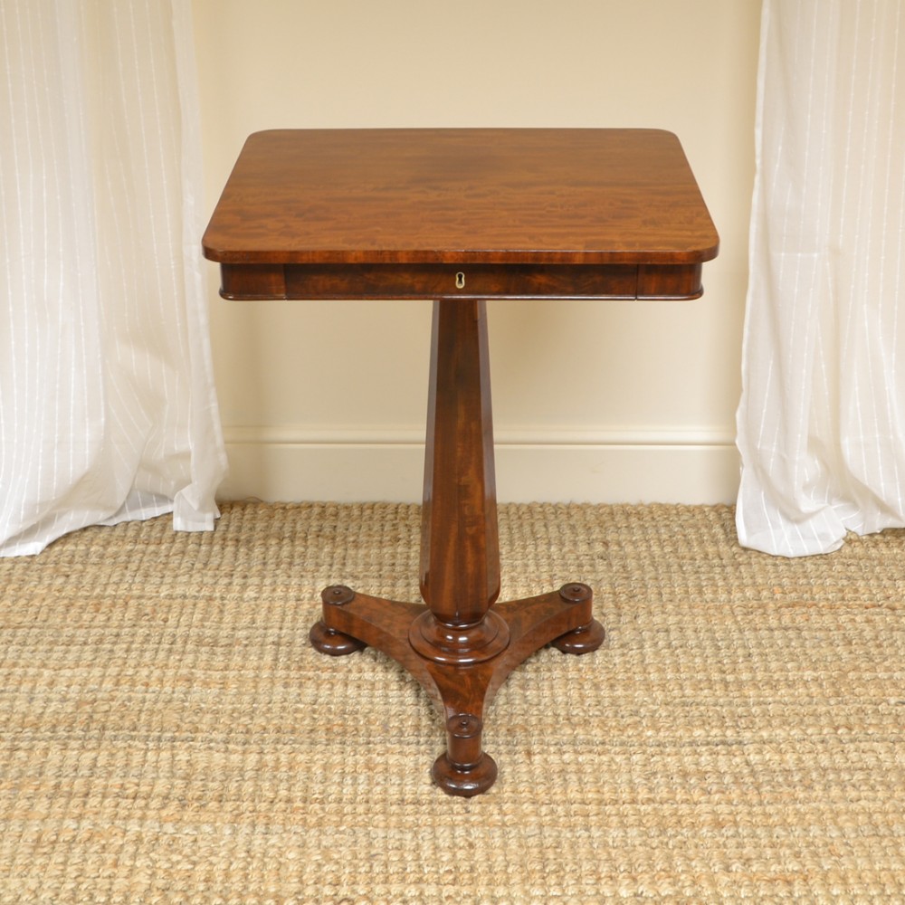 Stunning William IV Antique Mahogany Pedestal Occasional Table 