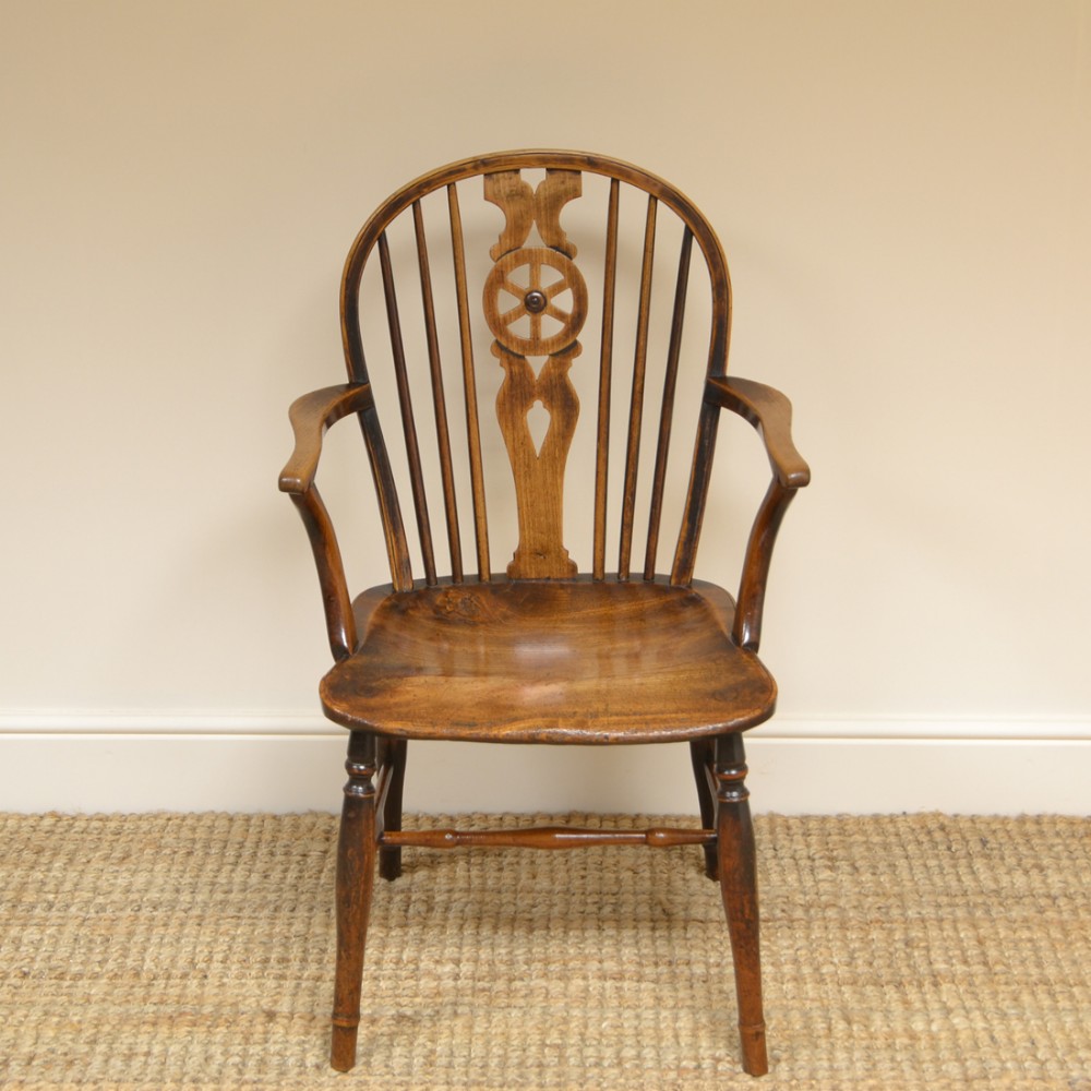 Country Georgian Elm Wheel Back Antique Windsor Chair
