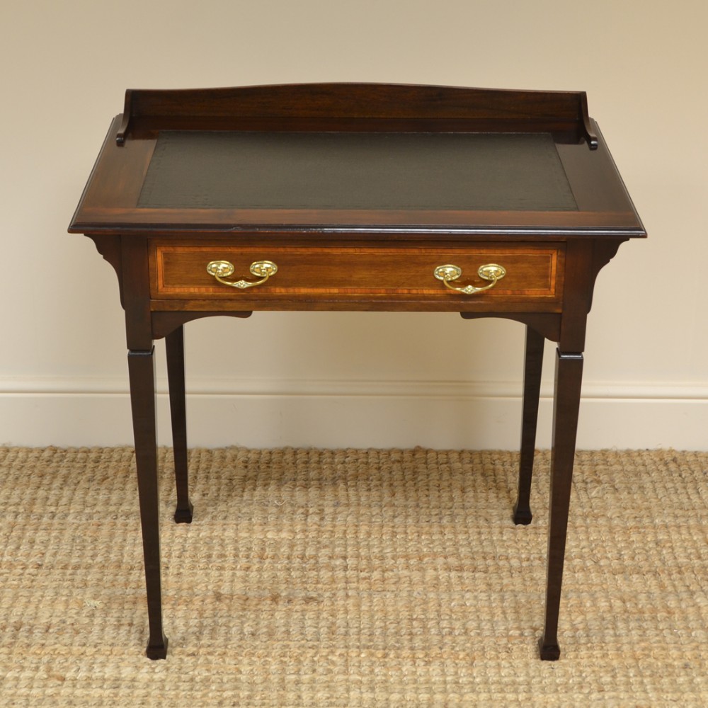 Quality Victorian Walnut Antique Writing Table