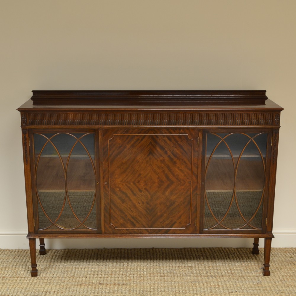 High Quality Edwardian Figured Mahogany Antique Display Cabinet