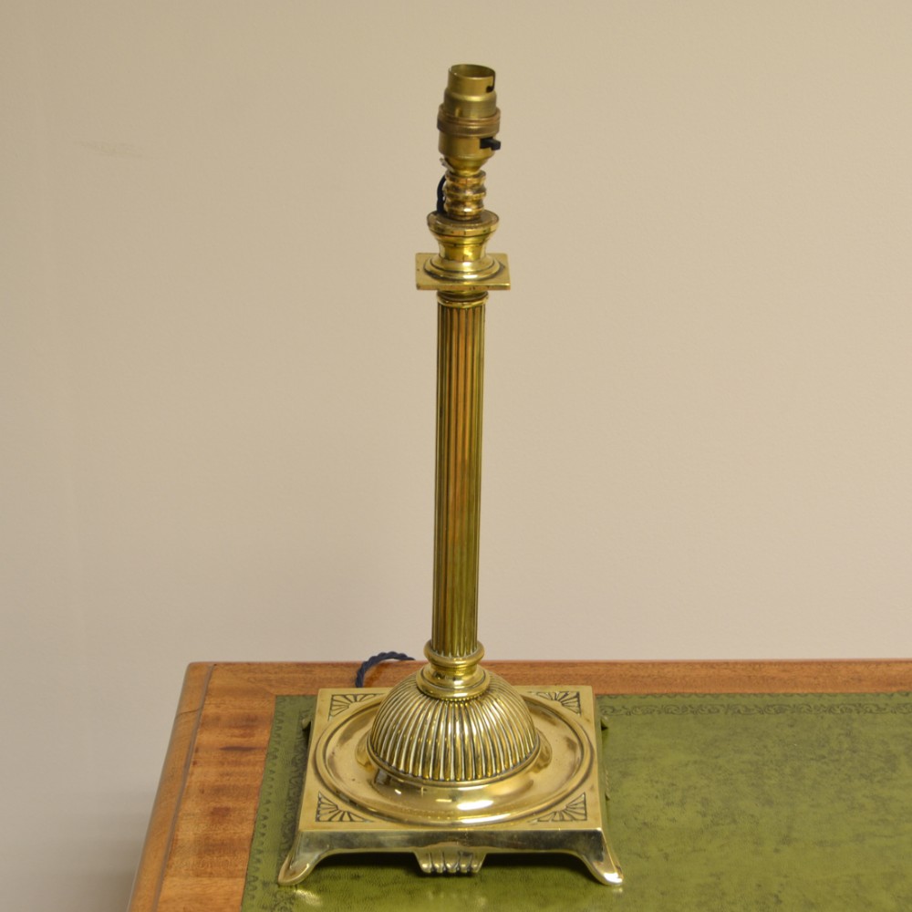 Stunning Arts & Crafts Brass Antique Lamp