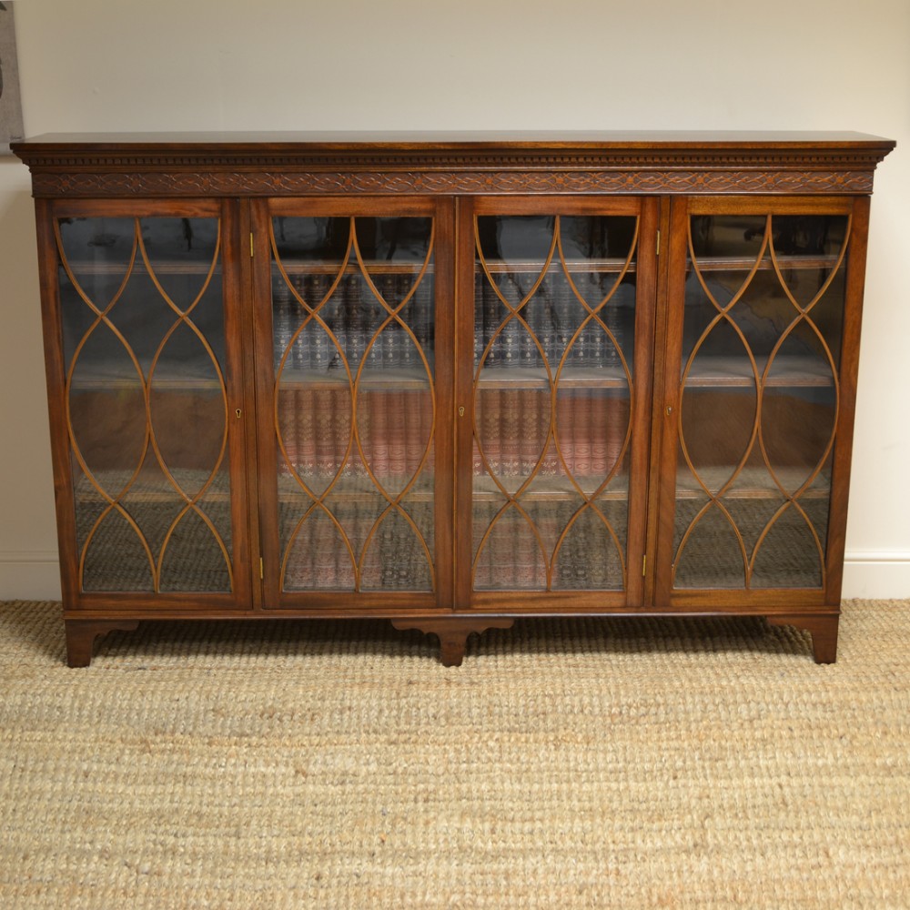 Stunning Wylie & Lochhead 4 Door Edwardian Walnut Antique Bookcase