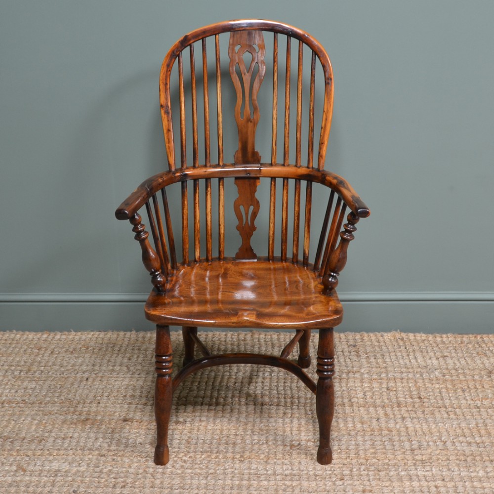 Country Georgian Antique Yew Windsor Chair