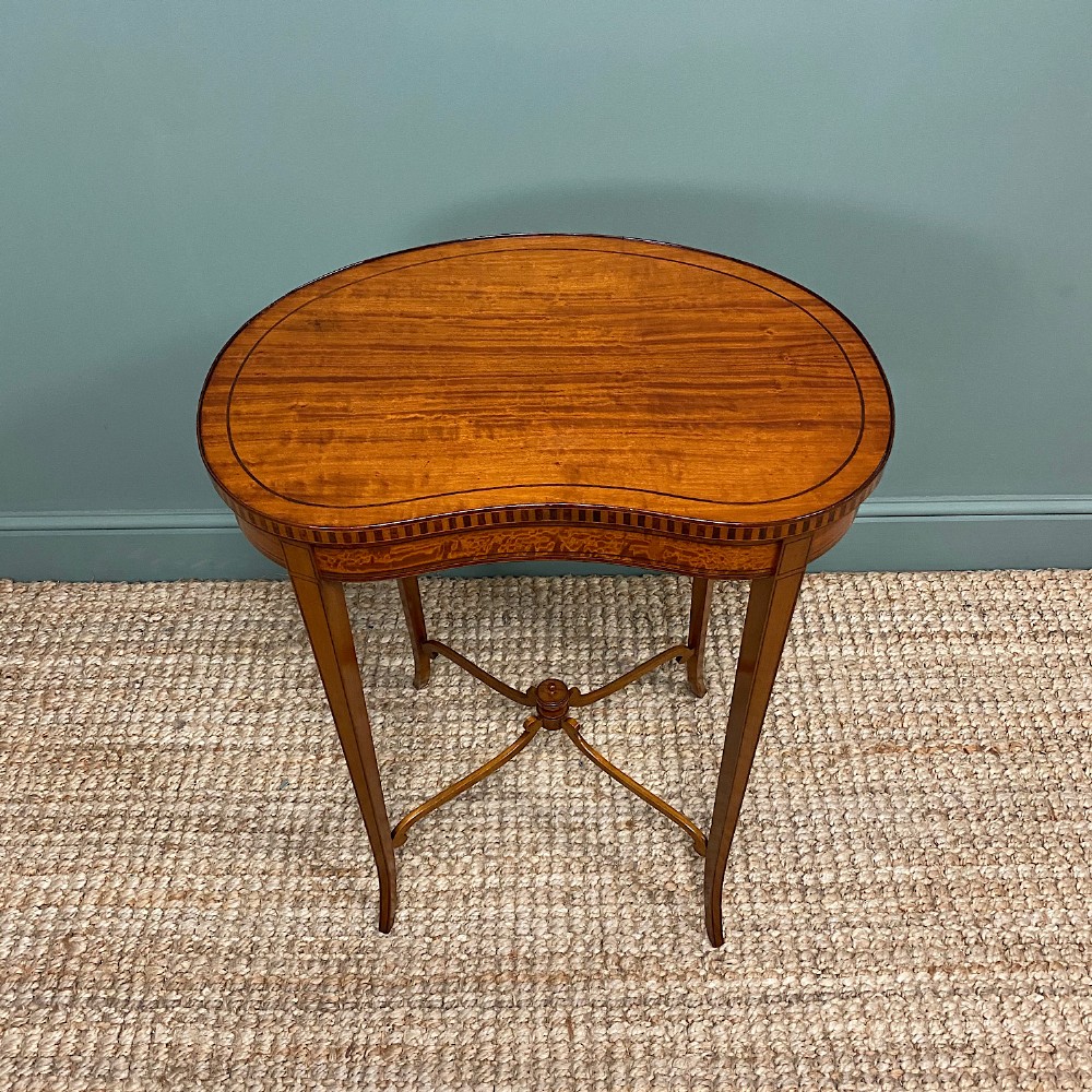 Elegant Victorian Antique Kidney Shaped Satinwood Occasional Side Table