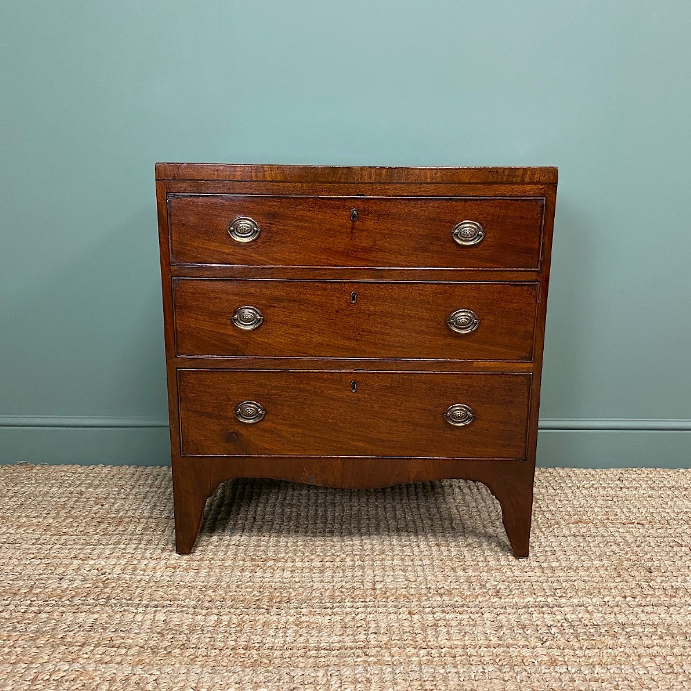 Small Regency Mahogany Antique Chest of Drawers