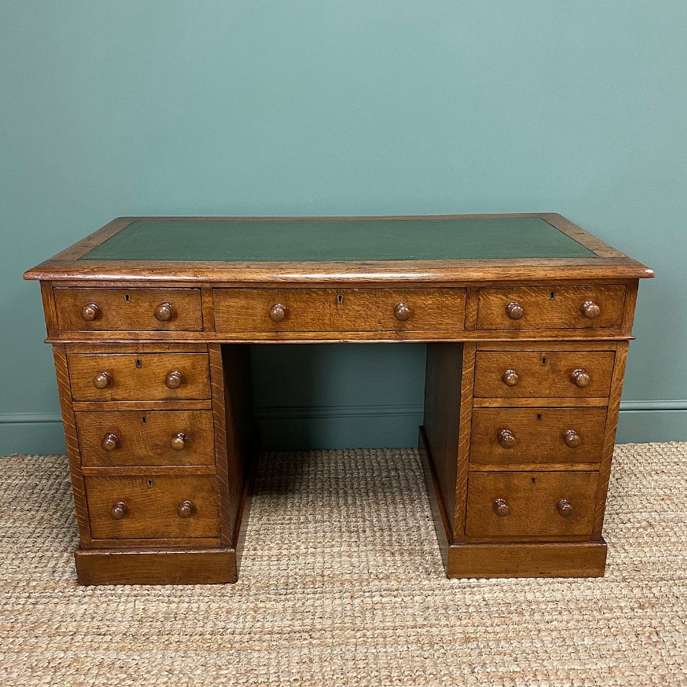 19th Century Victorian Oak Antique Pedestal Desk