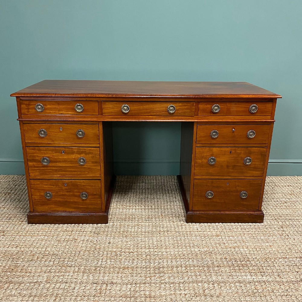 Fine Quality Victorian Mahogany Antique Pedestal Desk