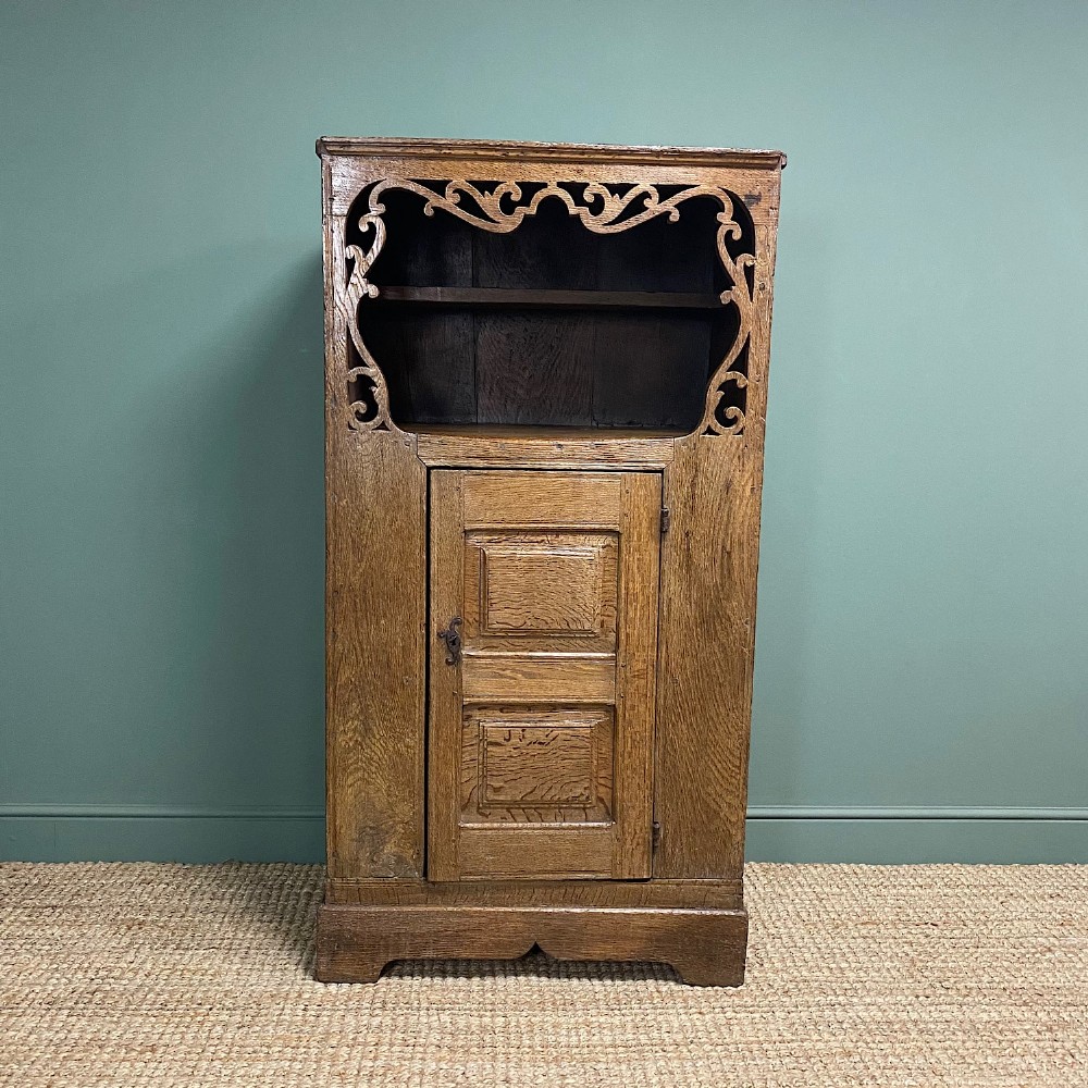 17th Century Oak Country House Antique Cupboard