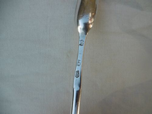 1712 RARE QUEEN ANNE MARROW SCOOP BY J LADYMAN GREAT MARKS AND CREST - ADDITIONAL PHOTO 1