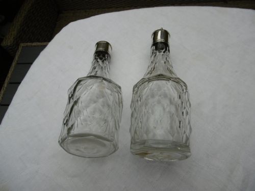 1729 STUNNING CRUET GEORGE 11 SILVER CRUET FRAME BY S WOOD WITH BOTTLES BY WY - ADDITIONAL PHOTO 6
