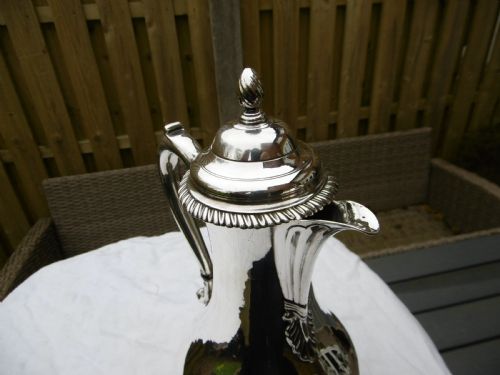 1767 VERY RARE GEORGIAN COFFEE POT BY MUCH SOUGHT AFTER MAKER LOUISA COURTAULD 650G - ADDITIONAL PHOTO 3