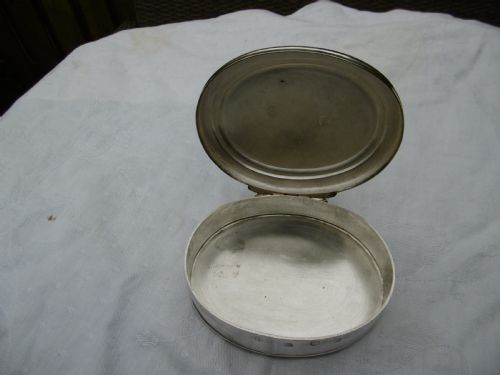 1731 EXCELLENT GEORGE 11 TOBACCO BOX BY E CORNOCK 125 GRAMS GREAT CREST - ADDITIONAL PHOTO 1