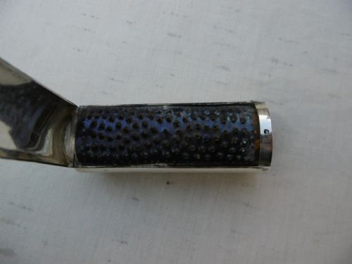 1844 FINE SILVER CYLINDER NUTMEG GRATER BY REID AND SUMMERS GREAT DOG CREST - ADDITIONAL PHOTO 3