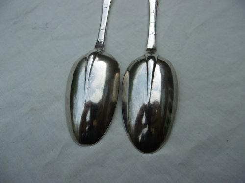1706 VERY RARE PAIR OF SCOTTISH QUEEN ANNE DOGNOSE TABLESPOONS BY RICHARD RAE - ADDITIONAL PHOTO 4
