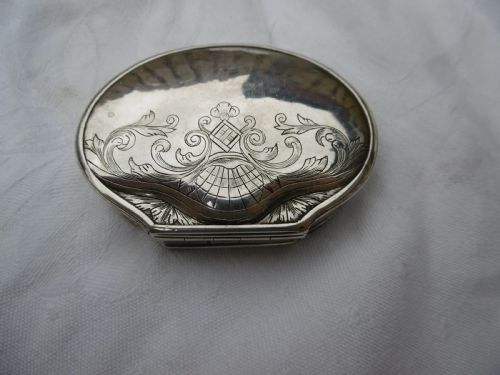 C1730 RARE SHELL SHAPED SILVER SNUFF BOX BY GM LOVELY DECORATION 40G - ADDITIONAL PHOTO 5