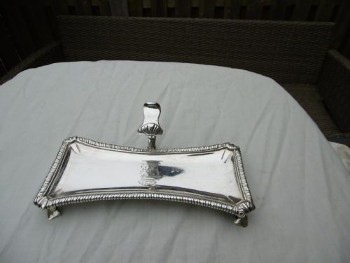 1764 fine george 111 silver snuffers tray or stand by william cafe 290g great crest - CATEGORY: ANTIQUE SILVER - DATED 18TH CENTURY