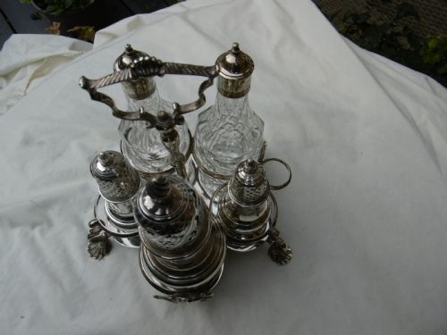 1761 FINE GEORGIAN SILVER WARWICK CRUET SET COMPLETE WITH BOTTLES AND CASTERS 830G SILVER - ADDITIONAL PHOTO 2