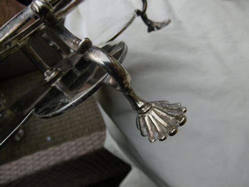 1761 FINE GEORGIAN SILVER WARWICK CRUET SET COMPLETE WITH BOTTLES AND CASTERS 830G SILVER - ADDITIONAL PHOTO 11